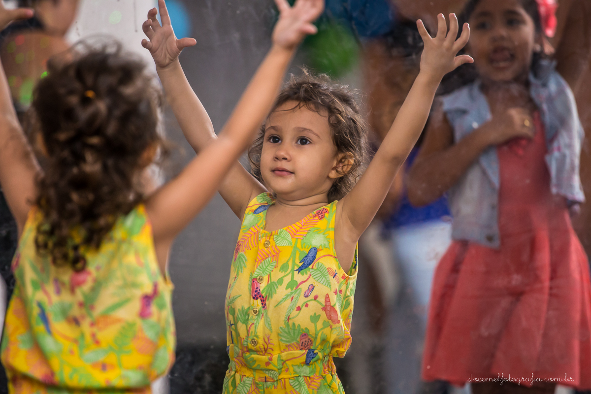 fotografia infantil,primeiro aninho, festas,festa no fundo mar, fotografia infantil São Gonçalo, fotografia infantil Niterói, doce mel fotografia, foto de crianças
