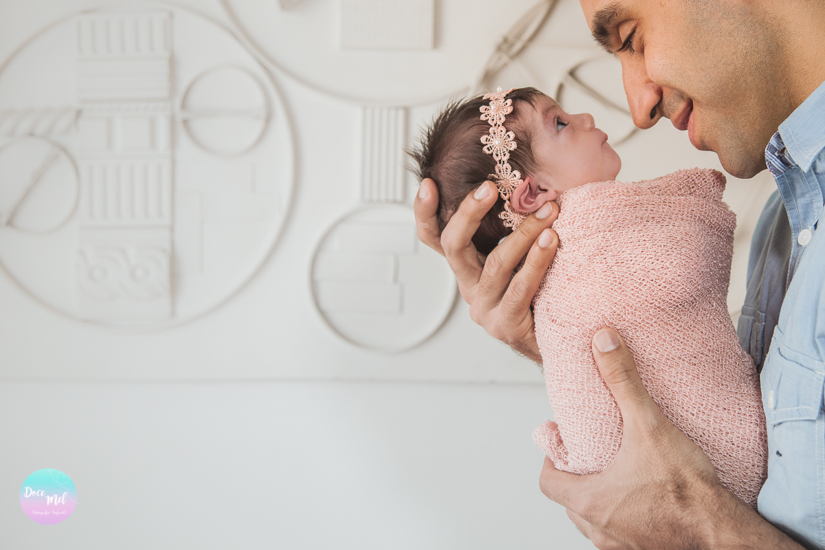 ensaio newborn, ensaio newborn lyfestyle, doce mel fotografia, fotografia infantil, foto de bebes, fotos de recém nascidos,