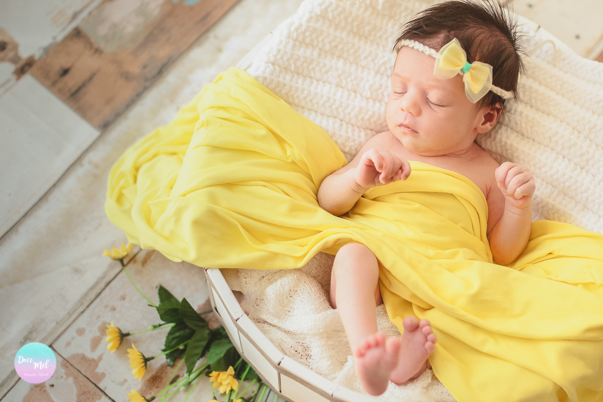 ensaio newborn, ensaio newborn lyfestyle, doce mel fotografia, fotografia infantil, foto de bebes, fotos de recém nascidos,