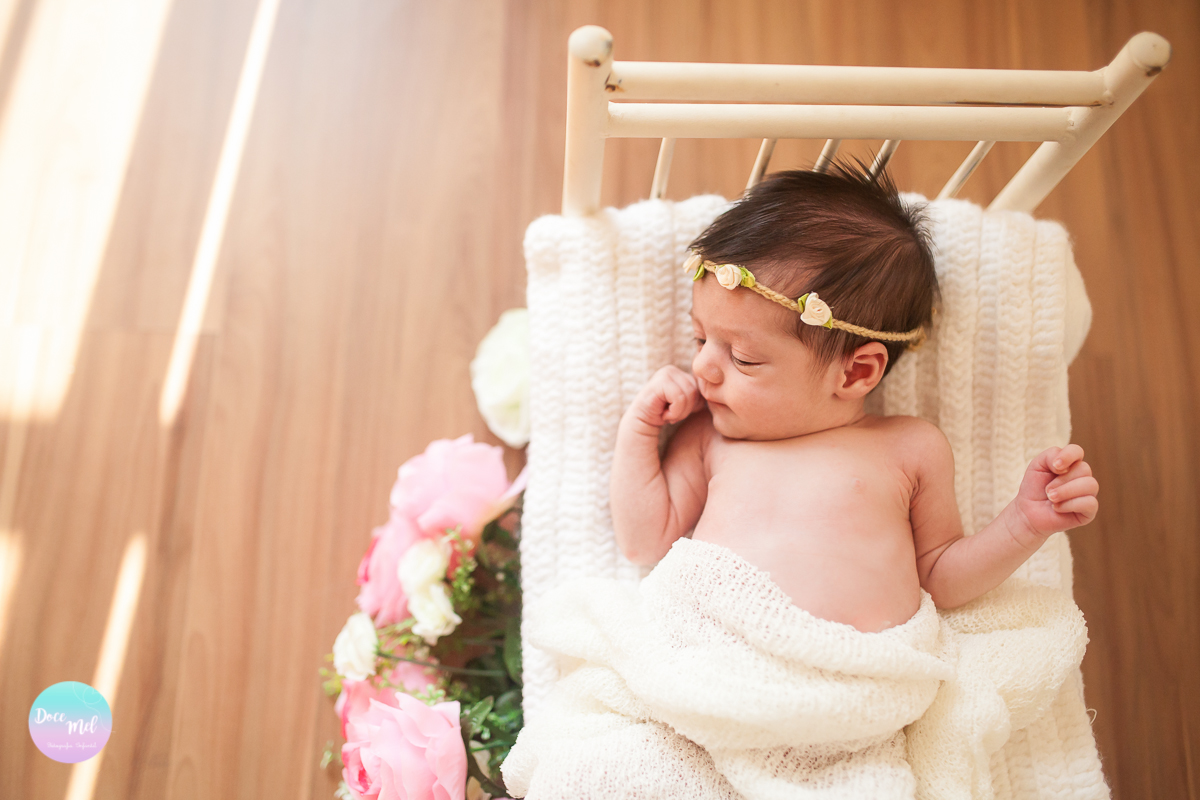ensaio newborn, ensaio newborn lyfestyle, doce mel fotografia, fotografia infantil, foto de bebes, fotos de recém nascidos,