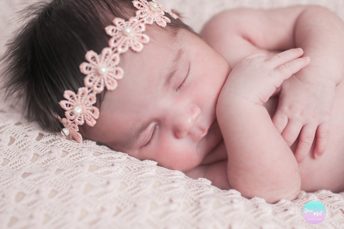 ensaios newborn, ensaio recem-nascido, fotos de bebê, ensaio bebês, doce mel fotografia, fotografia infantil Niterói.  