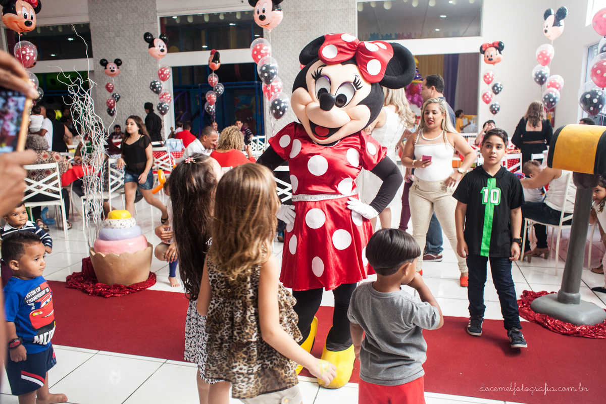 festas infantis, primeiro aninho,minie vermelha, salão de festas Gioia, São Gonçalo-RJ