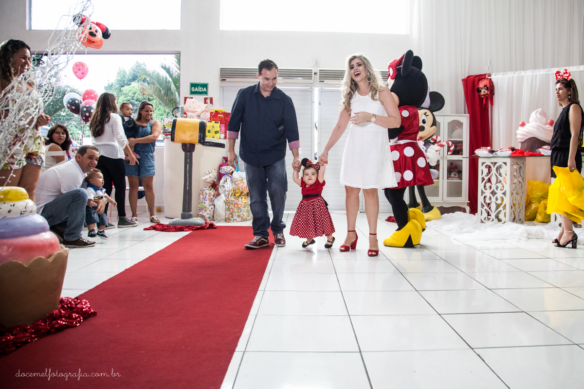 festas infantis, primeiro aninho,minie vermelha, salão de festas Gioia, São Gonçalo-RJ