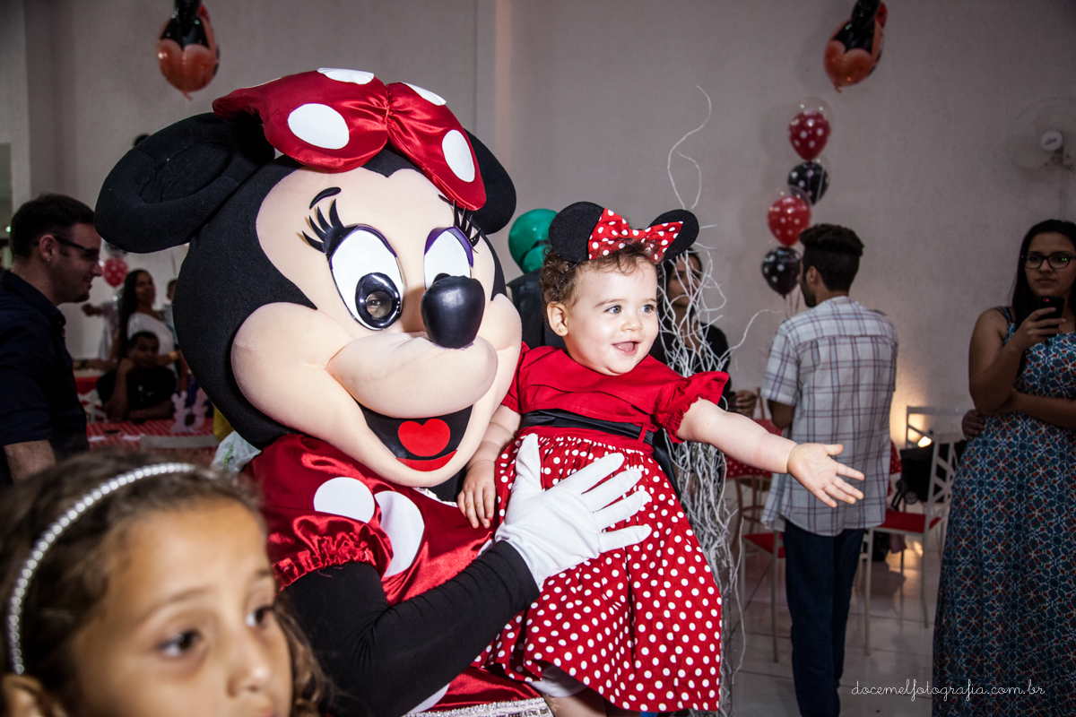 festas infantis, primeiro aninho,minie vermelha, salão de festas Gioia, São Gonçalo-RJ