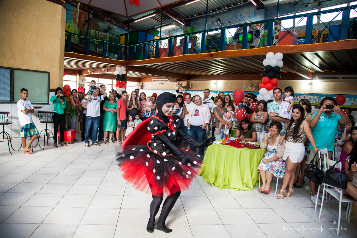Primeiro aninho,salão de festas D verte Eventos, tema da festa joaninha, Lia Freitas, São Gonçalo-RJ