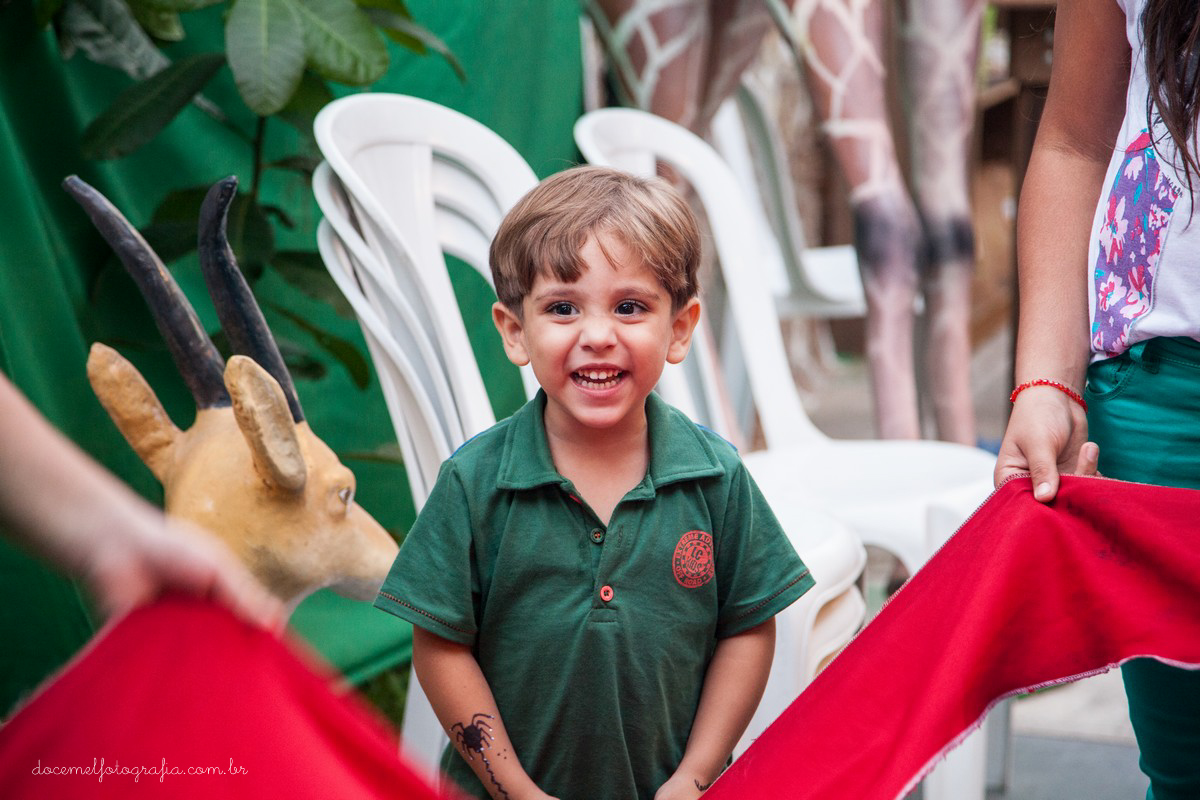 Fotografia infantil, fotografia de família, primeiro aninho, Safari do mickey,mágico na festa, Niterói-RJ