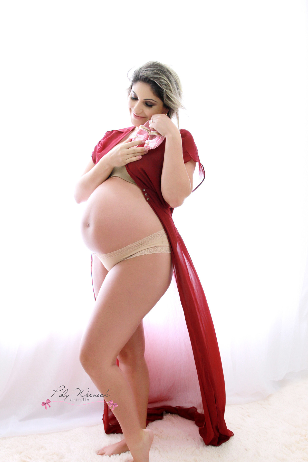 ESTÚDIO FOTOGRÁFICO GAMA BRASÍLIA DF DISTRITO FEDERAL ENSAIO GESTANTE GRÁVIDA LOOK LINGERIE FOTOS FOTOGRAFIA CALCINHA LINGERIE LINDA GRAVIDIVA MULHER SENSUAL FELIZ FOTO PHOTO POLY WERNECK POLYANNA