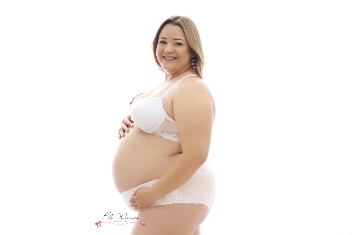 ESTÚDIO FOTOGRÁFICO GAMA BRASÍLIA DF DISTRITO FEDERAL ENSAIO GESTANTE GRÁVIDA LOOK LINGERIE FOTOS FOTOGRAFIA CALCINHA LINGERIE LINDA GRAVIDIVA MULHER SENSUAL FELIZ FOTO PHOTO POLY WERNECK POLYANNA