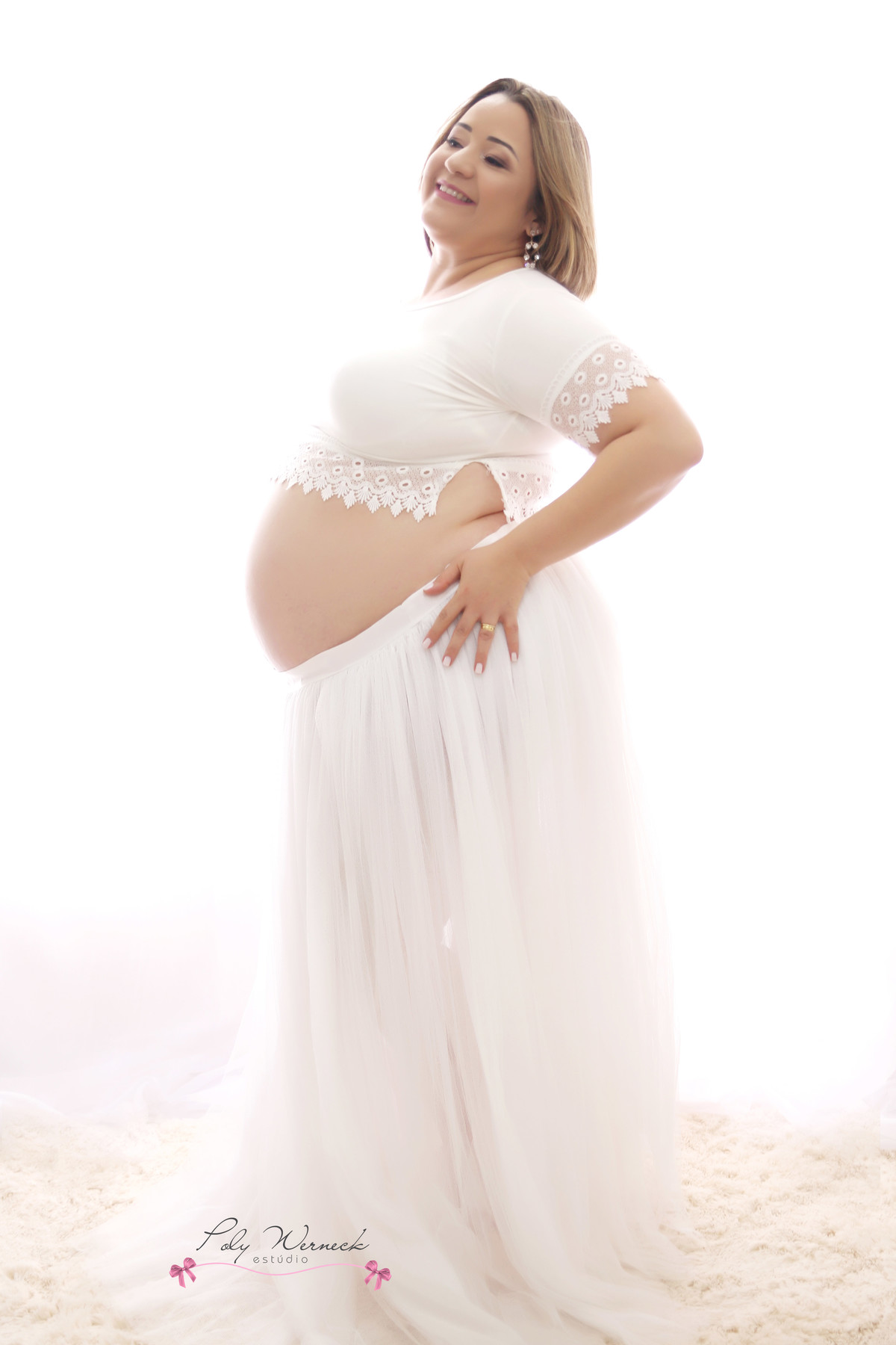 ESTÚDIO FOTOGRÁFICO GAMA BRASÍLIA DF DISTRITO FEDERAL ENSAIO GESTANTE GRÁVIDA LOOK LINGERIE FOTOS FOTOGRAFIA CALCINHA LINGERIE LINDA GRAVIDIVA MULHER SENSUAL FELIZ FOTO PHOTO POLY WERNECK POLYANNA
