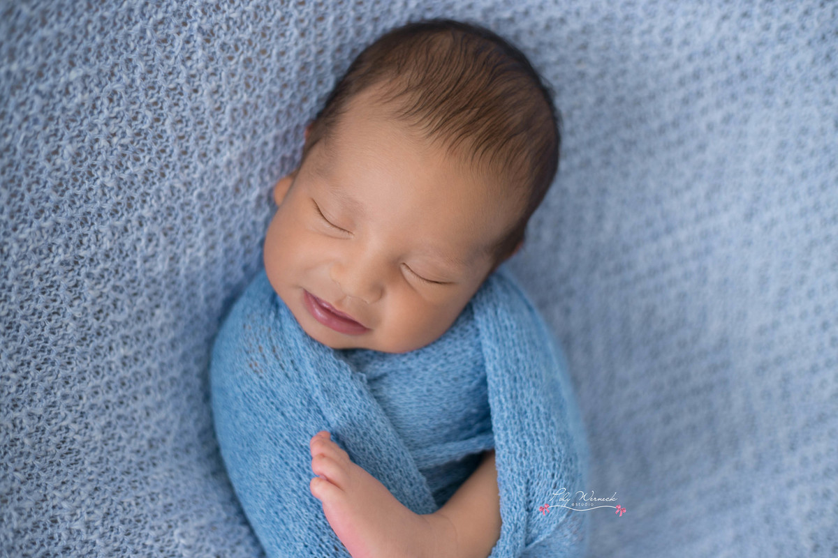 NEWBORN BEBE BABY ENSAIO ESTUDIO ENSAIO BEBE RECÉM NAIDO BRASÍLIA GAMA DF DISTRITO FEDERAL FILHO MENINO BABY BOY FOTÓGRAFA ESPECIALIZADA EM BEBES