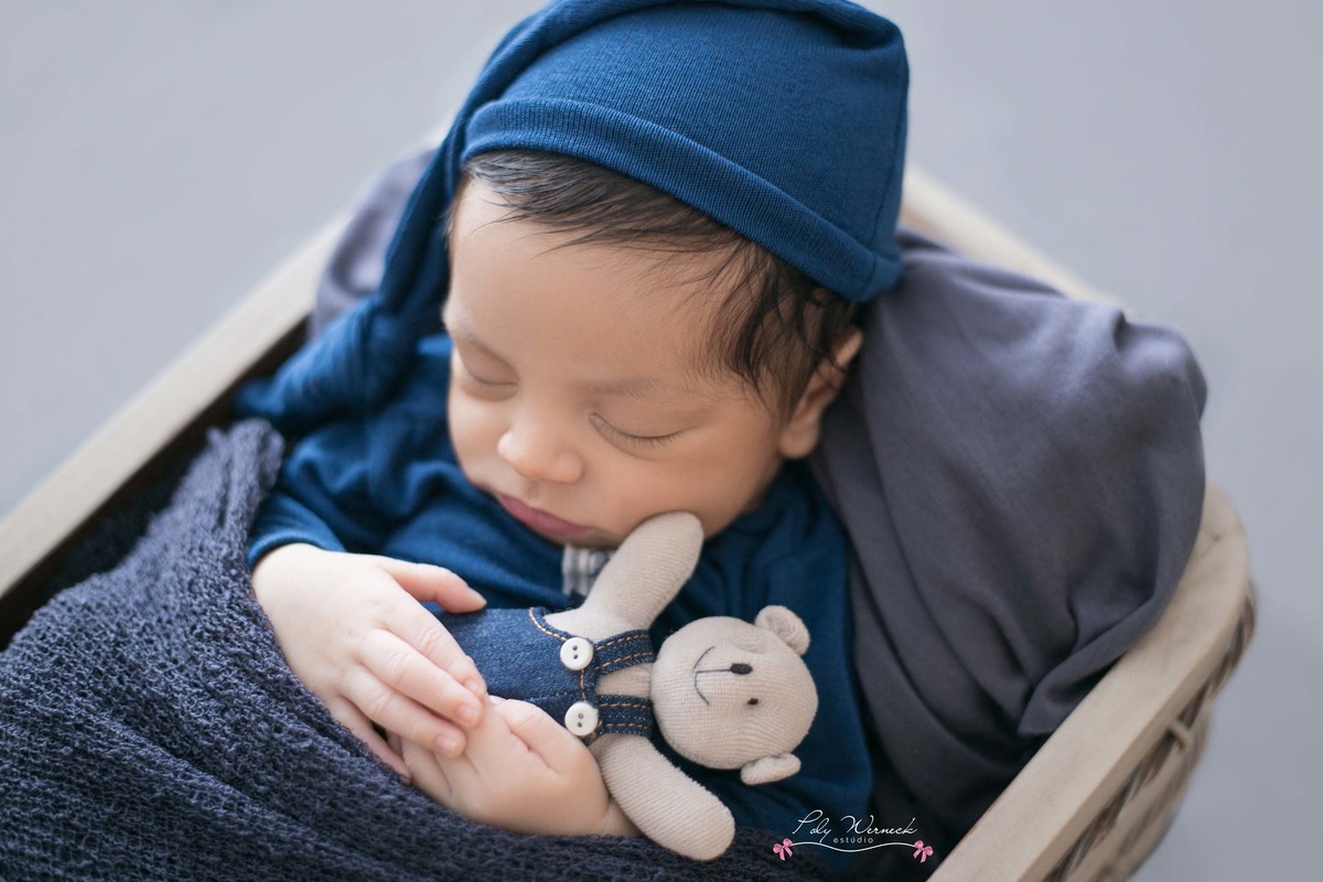 NEWBORN BEBE BABY ENSAIO ESTUDIO ENSAIO BEBE RECÉM NAIDO BRASÍLIA GAMA DF DISTRITO FEDERAL FILHO MENINO BABY BOY FOTÓGRAFA ESPECIALIZADA EM BEBES