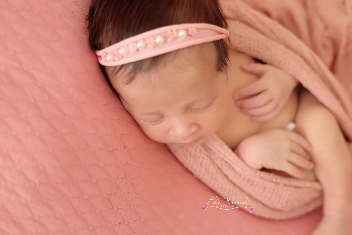 NEWBORN BEBE BABY ENSAIO ESTUDIO ENSAIO BEBE RECÉM NAIDO BRASÍLIA GAMA DF DISTRITO FEDERAL FILHO MENINO BABY BOY FOTÓGRAFA ESPECIALIZADA EM BEBES