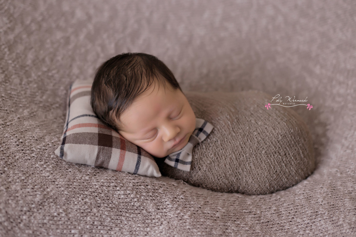 NEWBORN BEBE BABY ENSAIO ESTUDIO ENSAIO BEBE RECÉM NAIDO BRASÍLIA GAMA DF DISTRITO FEDERAL FILHO MENINO BABY BOY FOTÓGRAFA ESPECIALIZADA EM BEBES