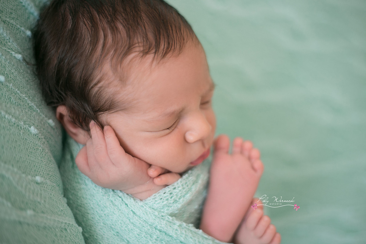 NEWBORN BEBE BABY ENSAIO ESTUDIO ENSAIO BEBE RECÉM NAIDO BRASÍLIA GAMA DF DISTRITO FEDERAL FILHO MENINO BABY BOY FOTÓGRAFA ESPECIALIZADA EM BEBES