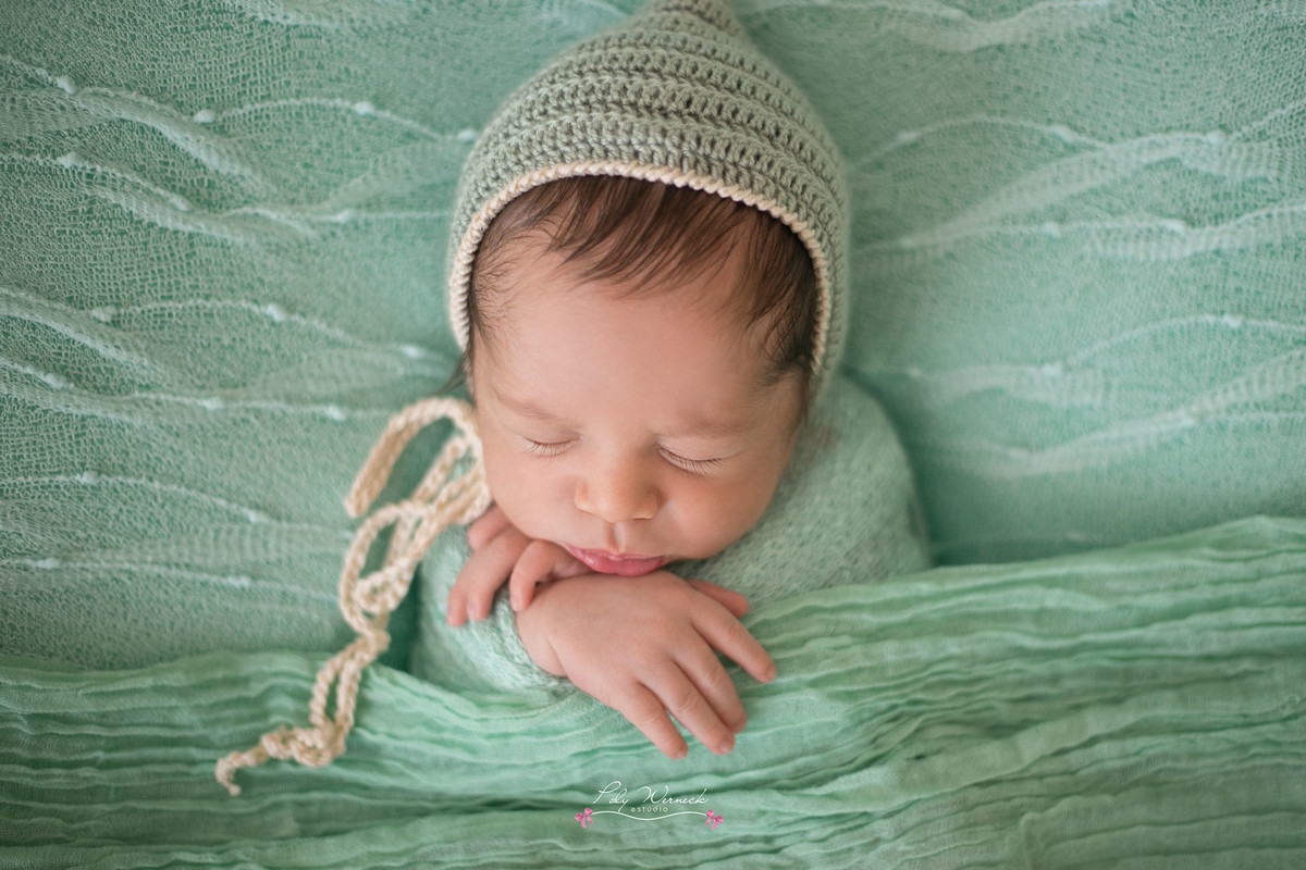 NEWBORN BEBE BABY ENSAIO ESTUDIO ENSAIO BEBE RECÉM NAIDO BRASÍLIA GAMA DF DISTRITO FEDERAL FILHO MENINO BABY BOY FOTÓGRAFA ESPECIALIZADA EM BEBES