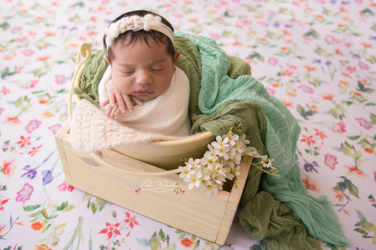 NEWBORN BEBE BABY ENSAIO ESTUDIO ENSAIO BEBE RECÉM NAIDO BRASÍLIA GAMA DF DISTRITO FEDERAL FILHO MENINO BABY BOY FOTÓGRAFA ESPECIALIZADA EM BEBES