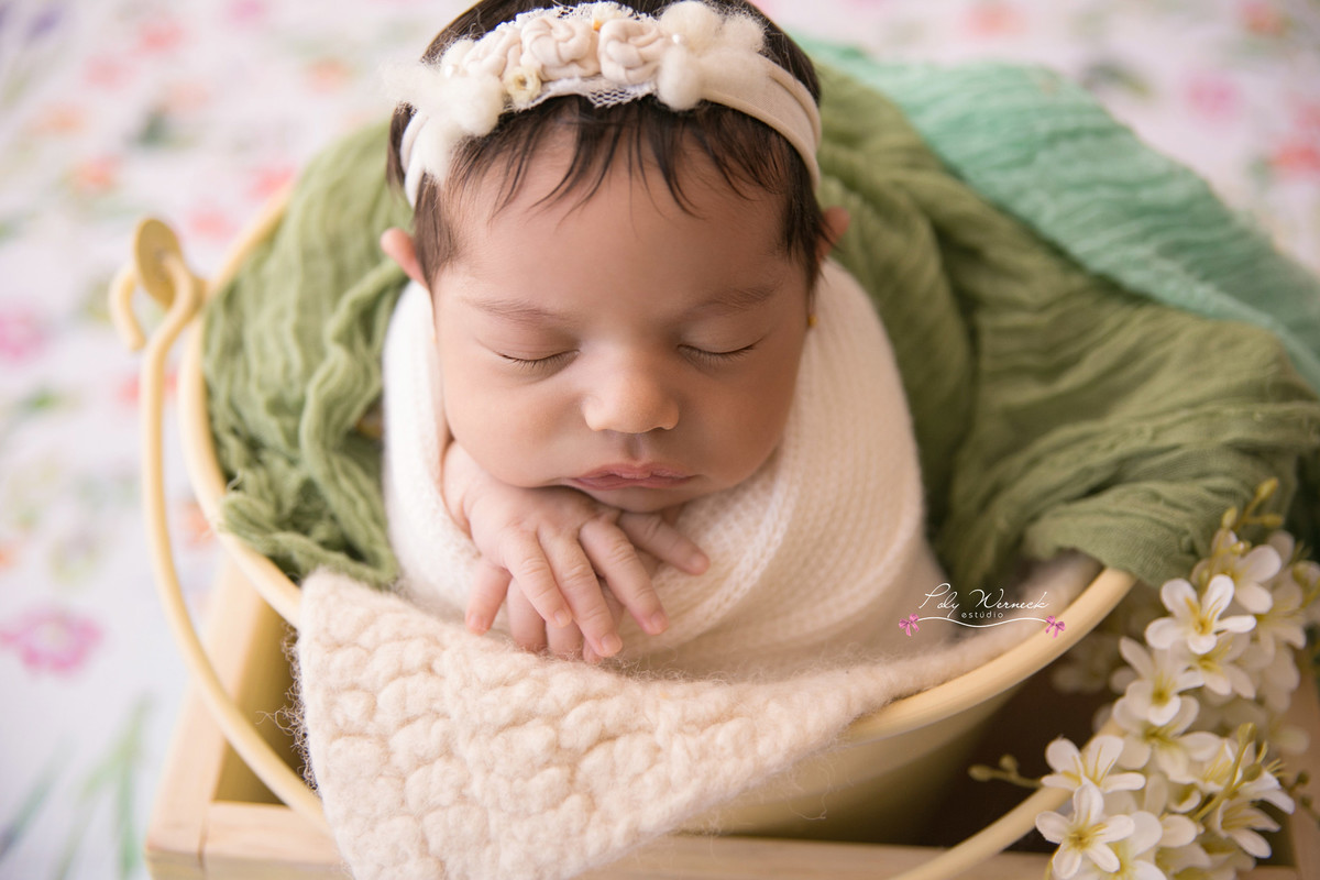 NEWBORN BEBE BABY ENSAIO ESTUDIO ENSAIO BEBE RECÉM NAIDO BRASÍLIA GAMA DF DISTRITO FEDERAL FILHO MENINO BABY BOY FOTÓGRAFA ESPECIALIZADA EM BEBES