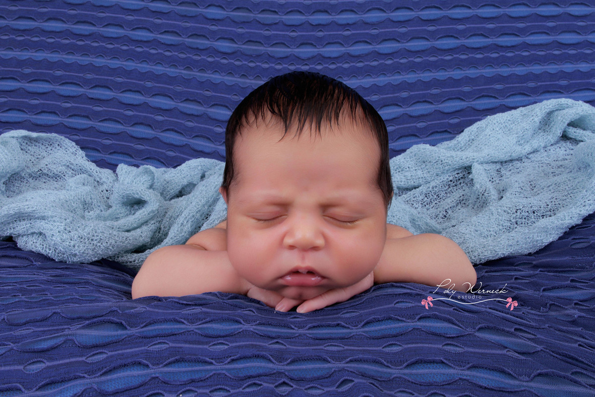 RECEM NASCIDO NEWBORN GAMA BRASILIA FOTOGRAFIA ENSAIO BEBÊ ENSAIO ESTÚDIO ENSAIO RECÉM NASCIDO FOTÓGRAFA DF FOTÓGRAFA BRASÍLIA ESPECIALIZADA EM BEBÊS MENINA MENINO BABY BOY BABY GIRL