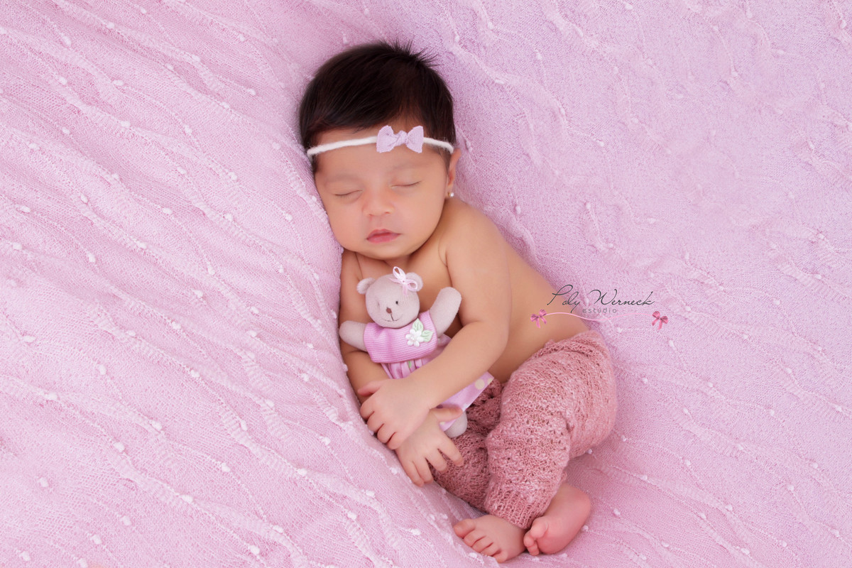 RECEM NASCIDO NEWBORN GAMA BRASILIA FOTOGRAFIA ENSAIO BEBÊ ENSAIO ESTÚDIO ENSAIO RECÉM NASCIDO FOTÓGRAFA DF FOTÓGRAFA BRASÍLIA ESPECIALIZADA EM BEBÊS MENINA MENINO BABY BOY BABY GIRL