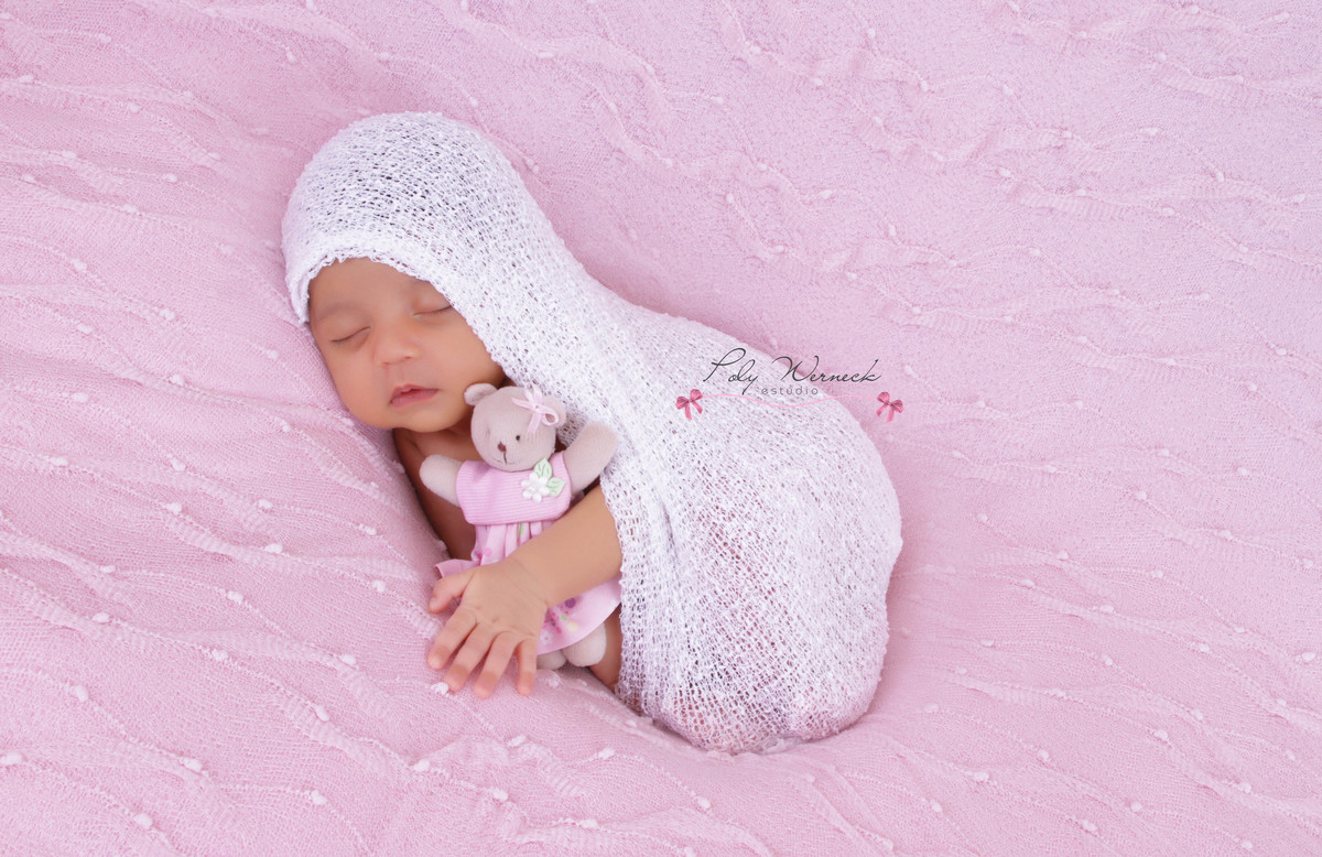 RECEM NASCIDO NEWBORN GAMA BRASILIA FOTOGRAFIA ENSAIO BEBÊ ENSAIO ESTÚDIO ENSAIO RECÉM NASCIDO FOTÓGRAFA DF FOTÓGRAFA BRASÍLIA ESPECIALIZADA EM BEBÊS MENINA MENINO BABY BOY BABY GIRL