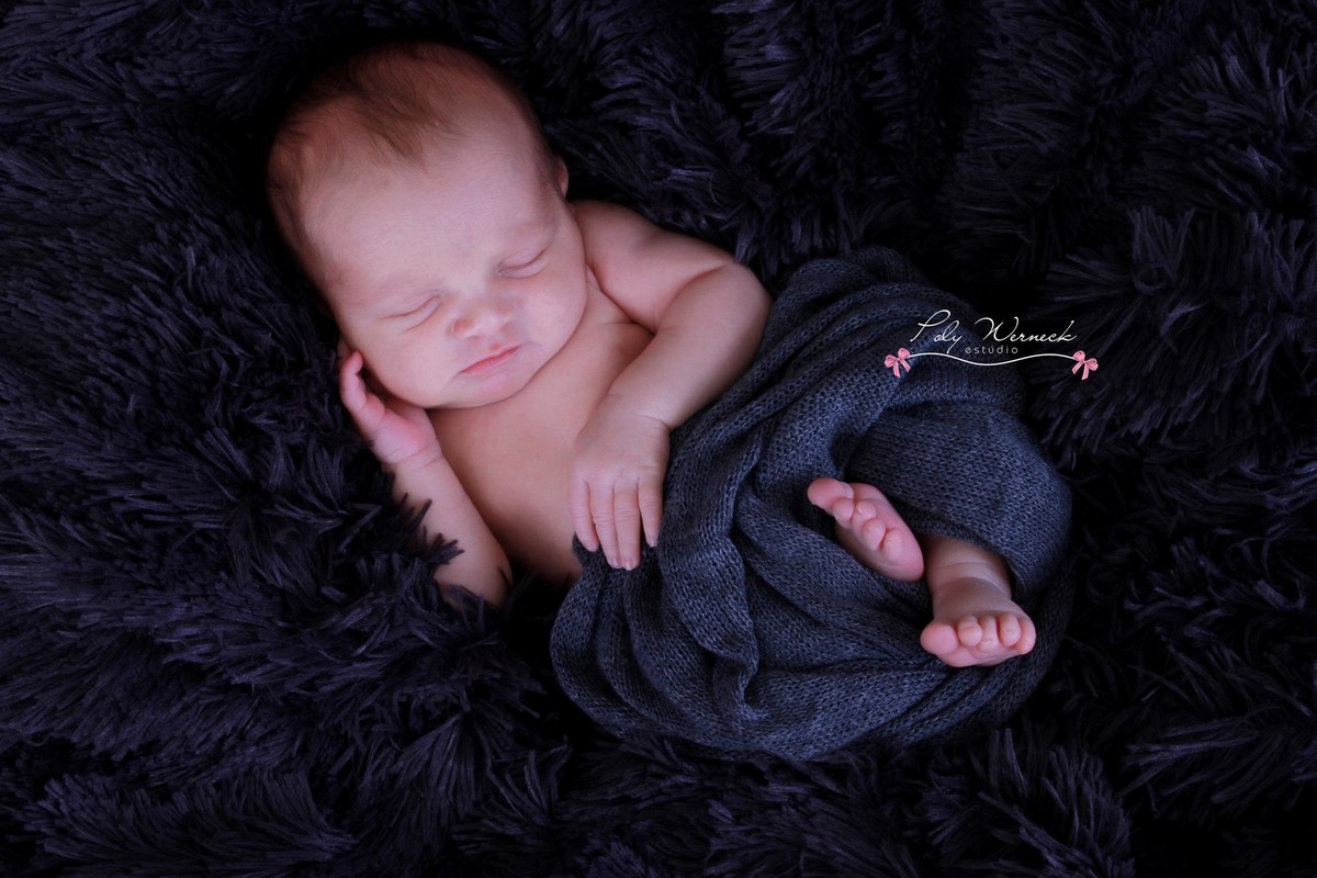 RECEM NASCIDO NEWBORN GAMA BRASILIA FOTOGRAFIA ENSAIO BEBÊ ENSAIO ESTÚDIO ENSAIO RECÉM NASCIDO FOTÓGRAFA DF FOTÓGRAFA BRASÍLIA ESPECIALIZADA EM BEBÊS MENINA MENINO BABY BOY BABY GIRL
