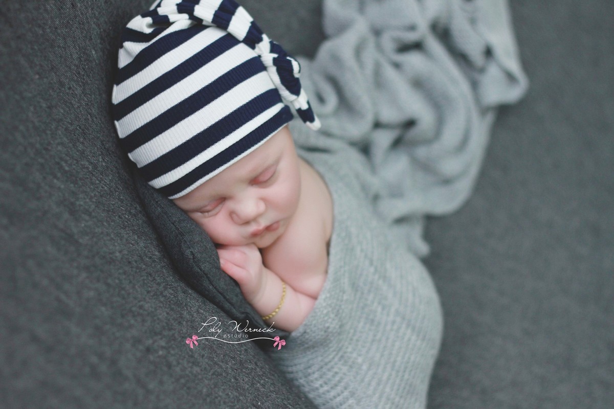 RECEM NASCIDO NEWBORN GAMA BRASILIA FOTOGRAFIA ENSAIO BEBÊ ENSAIO ESTÚDIO ENSAIO RECÉM NASCIDO FOTÓGRAFA DF FOTÓGRAFA BRASÍLIA ESPECIALIZADA EM BEBÊS MENINA MENINO BABY BOY BABY GIRL