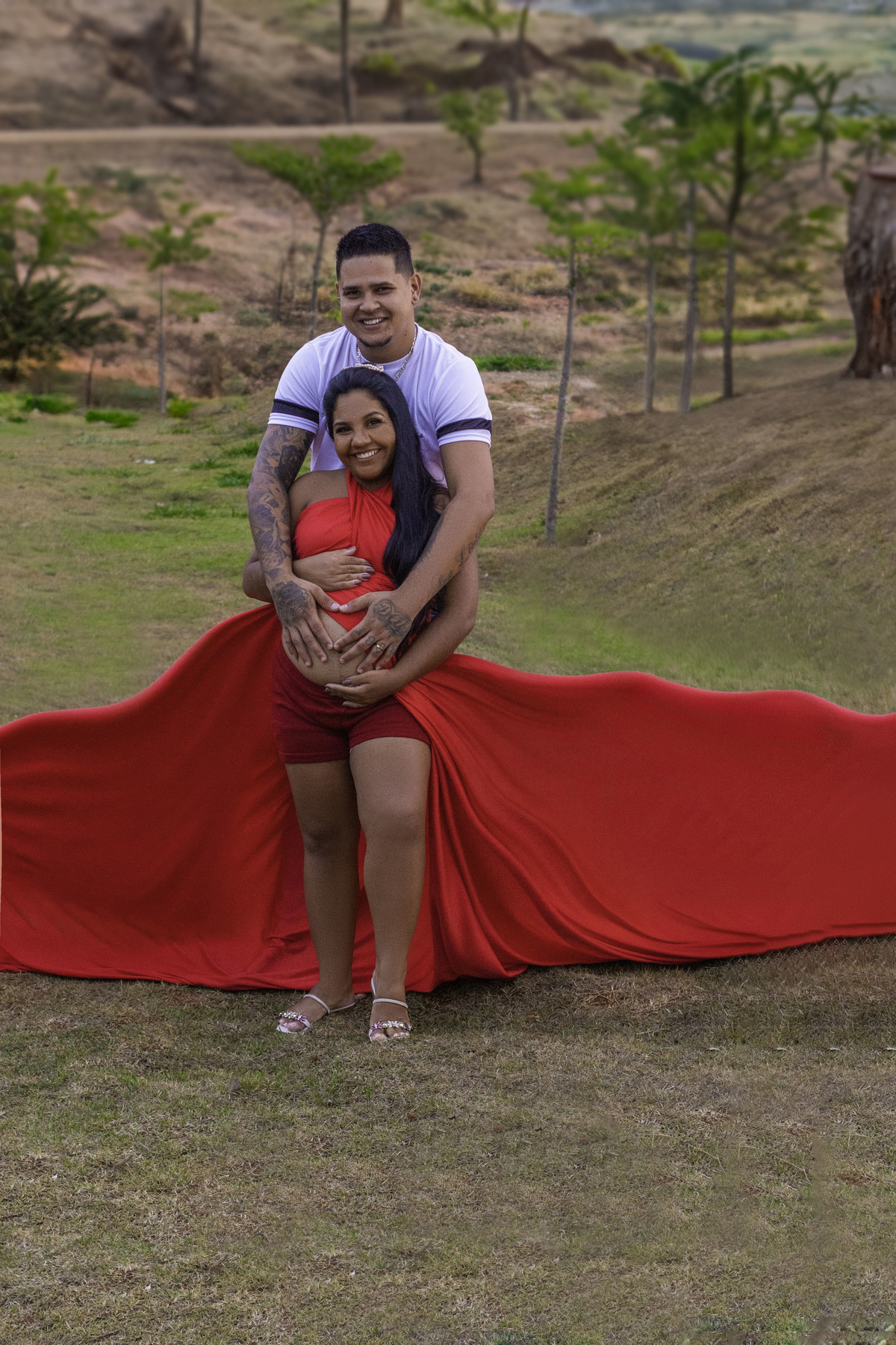 A felicidade dos pais, um reflexo do amor que a cerca, a família unida pela chegada de Aurora.