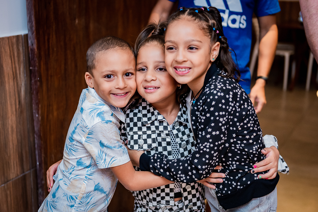 fotografia-festa-infantil-rj, tema-tiktok, fotografia-de-familia, adriana-tomzhinski-fotografia, foto-aniversario-infantil, fotografo-aniversario-infantil, casa-de-festas-imaginarte-copacabana-rj