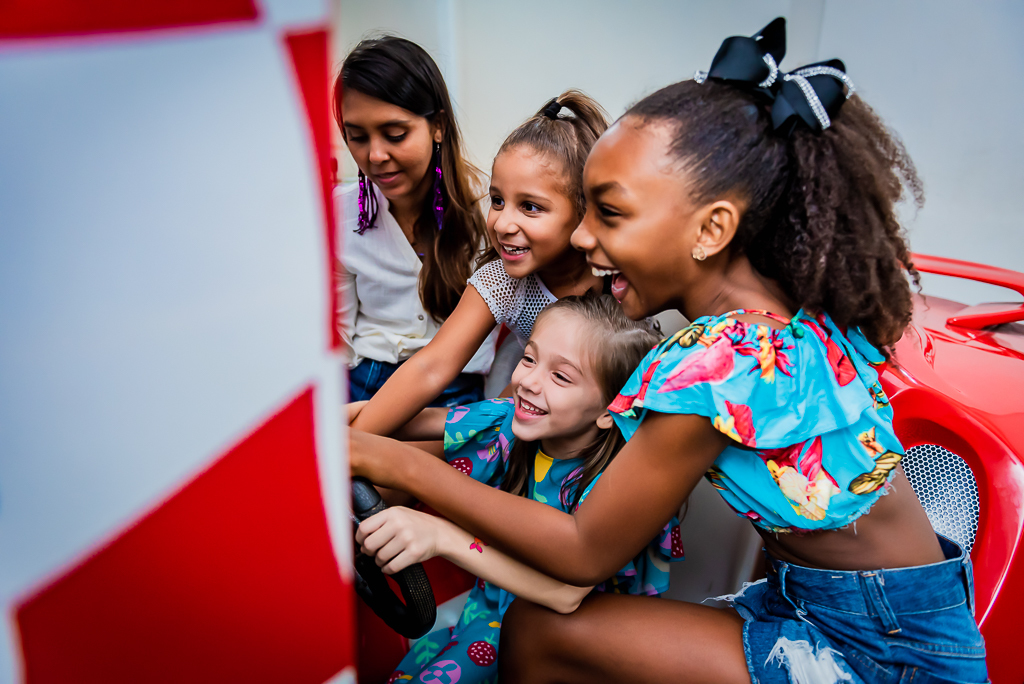 fotografia-festa-infantil-rj, tema-tiktok, fotografia-de-familia, adriana-tomzhinski-fotografia, foto-aniversario-infantil, fotografo-aniversario-infantil, casa-de-festas-imaginarte-copacabana-rj