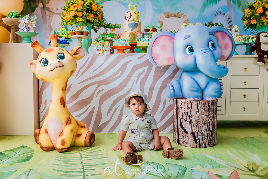 fotografia-festa-infantil-rj, tema-safari, fotografia-de-familia, adriana-tomzhinski-fotografia, foto-aniversario-infantil, fotografo-aniversario-infantil, casa-de-festas-espaço-jardins-verdes-jacarepagua-rj