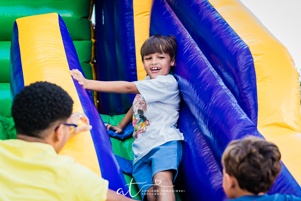 fotografia-festa-infantil-rj, tema-aquarela, fotografia-de-familia, adriana-tomzhinski-fotografia, foto-aniversario-infantil, fotografo-aniversario-infantil, festa-no-play, tijuca