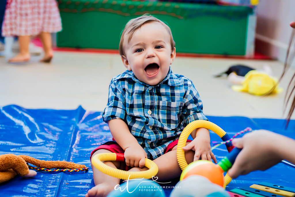 fotografia-festa-infantil-rj, tema-aquarela, fotografia-de-familia, adriana-tomzhinski-fotografia, foto-aniversario-infantil, fotografo-aniversario-infantil, festa-no-play, tijuca