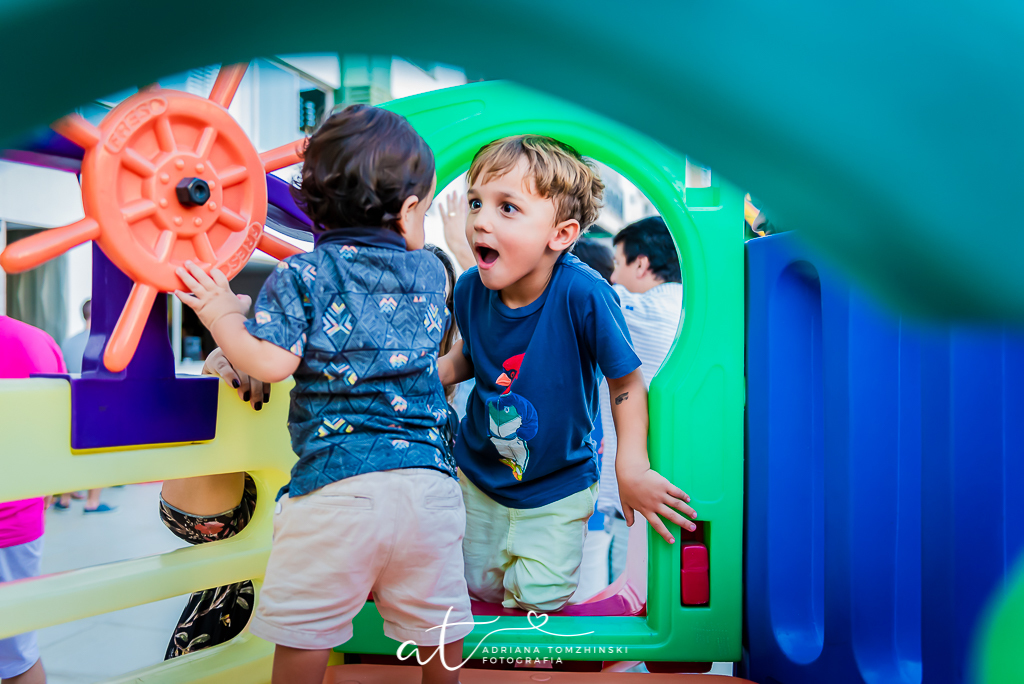 fotografia-festa-infantil-rj, tema-aquarela, fotografia-de-familia, adriana-tomzhinski-fotografia, foto-aniversario-infantil, fotografo-aniversario-infantil, festa-no-play, tijuca