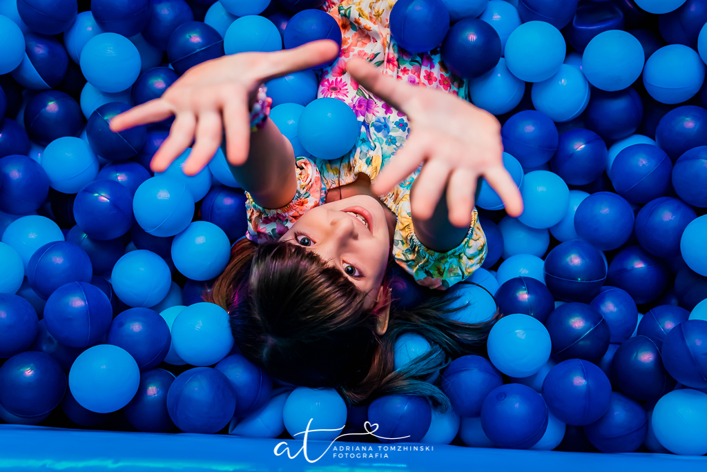 fotografia-festa-infantil-rj, tema-heroinas-e-vilas, fotografia-de-familia, adriana-tomzhinski-fotografia, foto-aniversario-infantil, fotografo-aniversario-infantil, casa-de-festas-espoleta-botafogo-rj