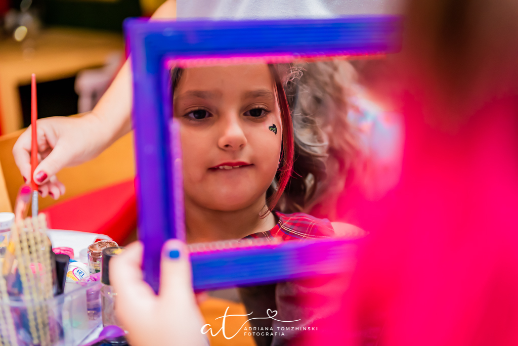 fotografia-festa-infantil-rj, tema-heroinas-e-vilas, fotografia-de-familia, adriana-tomzhinski-fotografia, foto-aniversario-infantil, fotografo-aniversario-infantil, casa-de-festas-espoleta-botafogo-rj