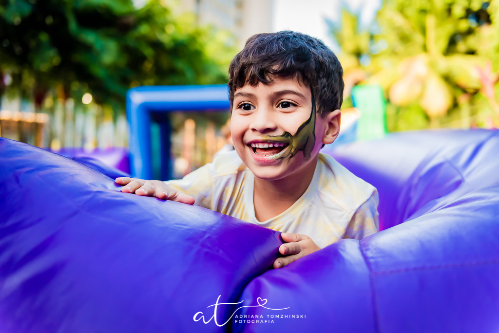 fotografia-festa-infantil-rj, tema-rei-leao, fotografia-de-familia, adriana-tomzhinski-fotografia, foto-aniversario-infantil, fotografo-aniversario-infantil, festa-no-play, jacarepagua