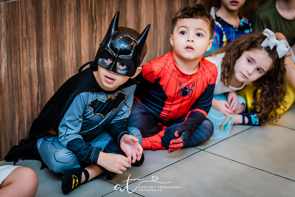 fotografia-festa-infantil-rj, tema-super-herois, fotografia-de-familia, adriana-tomzhinski-fotografia, foto-aniversario-infantil, fotografo-aniversario-infantil, casa-de-festas-imaginarte-copacabana