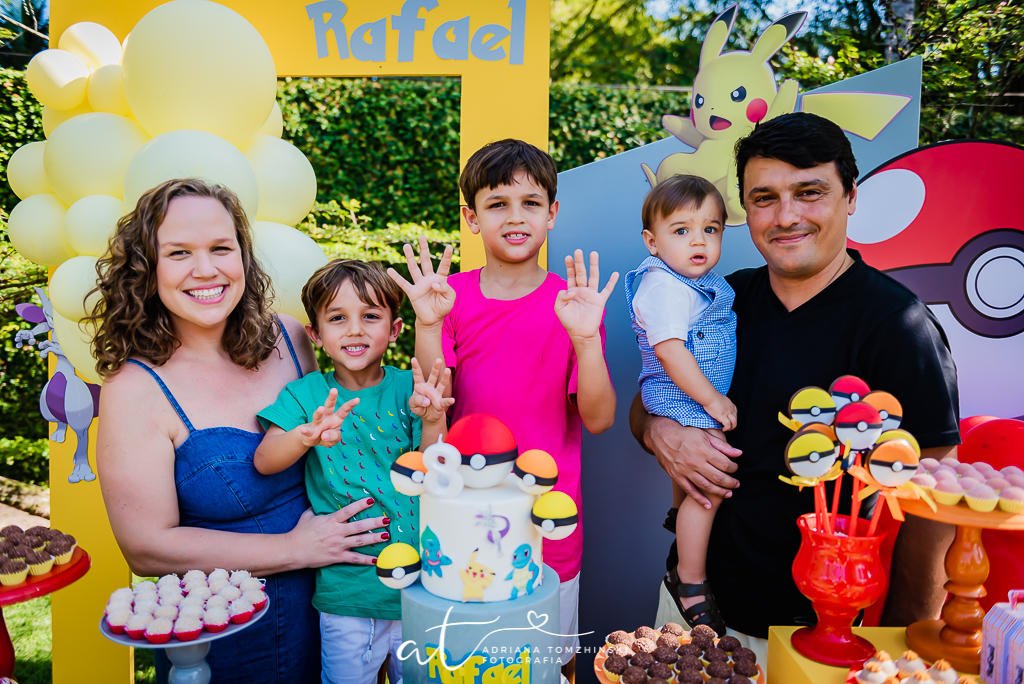 fotografia-festa-infantil-rj, tema-pokemon, fotografia-de-familia, adriana-tomzhinski-fotografia, foto-aniversario-infantil, fotografo-aniversario-infantil, festa-em-casa