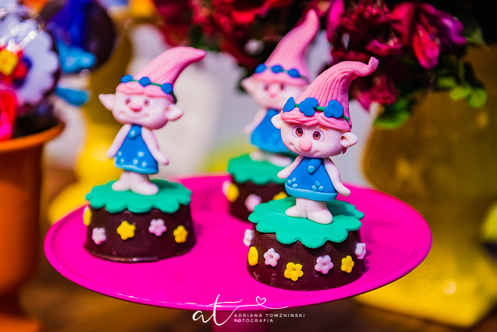 fotografia-festa-infantil-rj, tema-trolls, fotografia-de-familia, adriana-tomzhinski-fotografia, foto-aniversario-infantil, fotografo-aniversario-infantil, casa-de-festas-imaginarte-copacabana