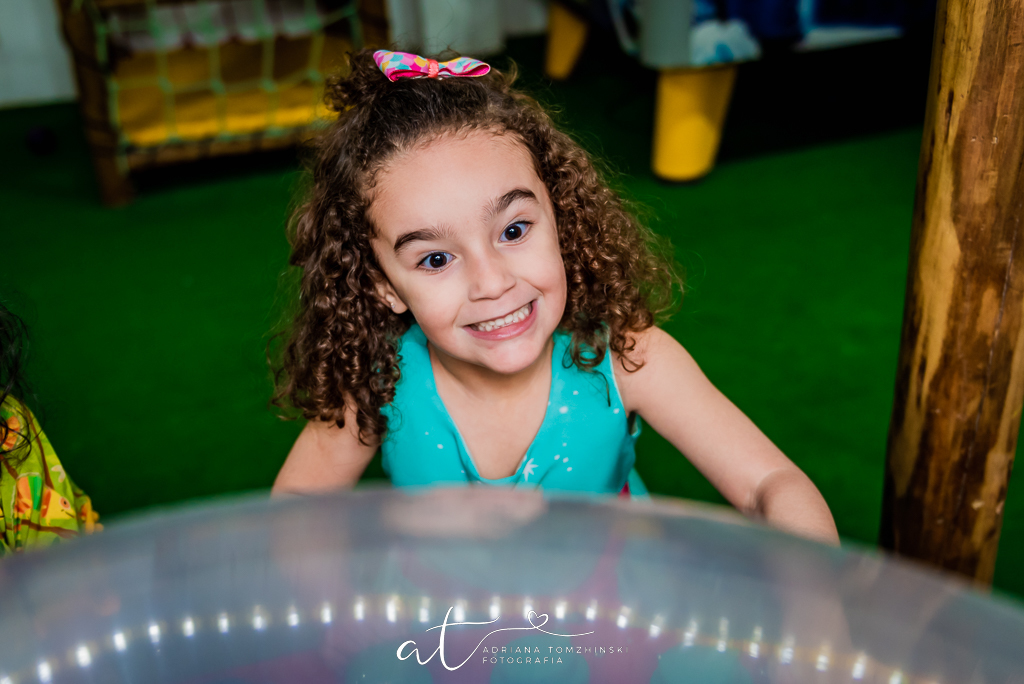 fotografia-festa-infantil-rj, tema-trolls, fotografia-de-familia, adriana-tomzhinski-fotografia, foto-aniversario-infantil, fotografo-aniversario-infantil, casa-de-festas-imaginarte-copacabana
