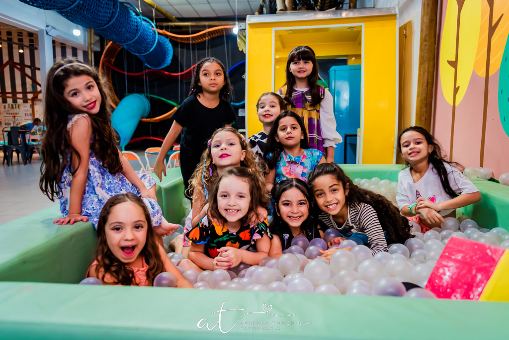 fotografia-festa-infantil-rj, tema-toca-life-world, fotografia-de-familia, adriana-tomzhinski-fotografia, foto-aniversario-infantil, fotografo-aniversario-infantil, casa-de-festas-quintal-tijuca
