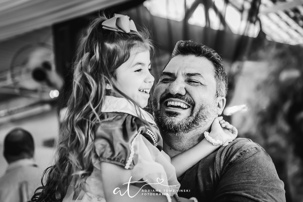 fotografia-festa-infantil-rj, fotografia-de-familia, adriana-tomzhinski-fotografia, foto-aniversario-infantil, fotografo-aniversario-infantil, casa-de-festas-espaco-jardins-verdes-jacarepagua, tema-branca-de-neve