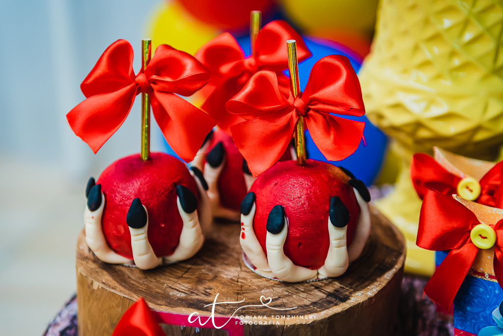 fotografia-festa-infantil-rj, fotografia-de-familia, adriana-tomzhinski-fotografia, foto-aniversario-infantil, fotografo-aniversario-infantil, casa-de-festas-espaco-jardins-verdes-jacarepagua, tema-branca-de-neve