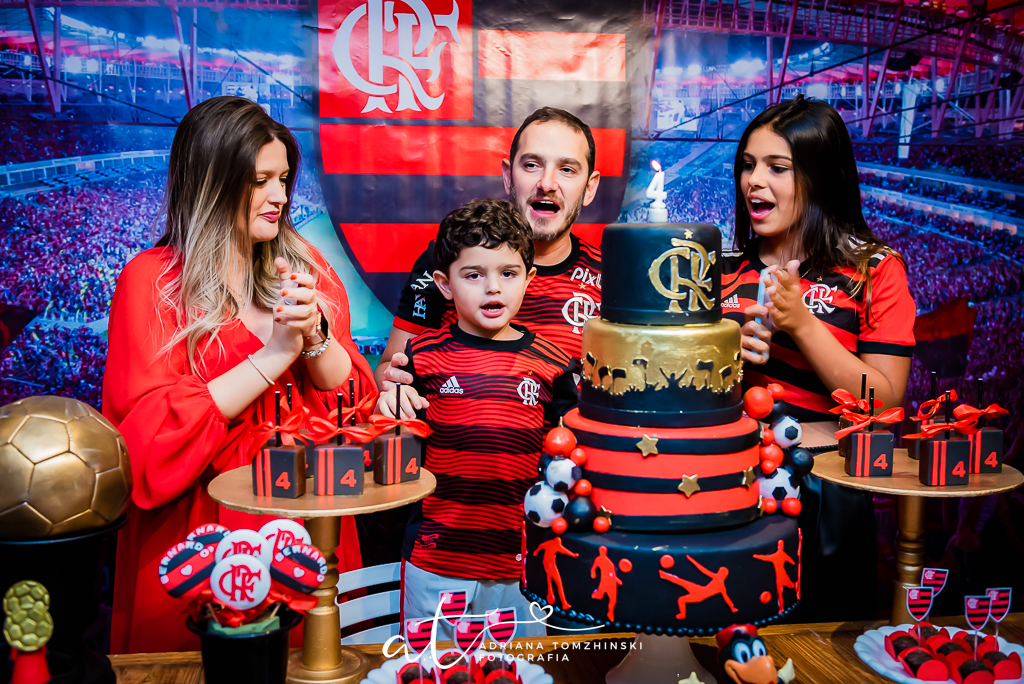 fotografia-festa-infantil-rj, fotografia-de-familia, adriana-tomzhinski-fotografia, foto-aniversario-infantil, fotografo-aniversario-infantil, casa-de-festas-imaginarte-copacabana, tema-flamengo