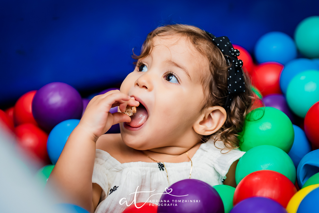 fotografia-festa-infantil-rj, fotografia-de-familia, adriana-tomzhinski-fotografia, foto-aniversario-infantil, fotografo-aniversario-infantil, casa-de-festas-imaginarte-copacabana, tema-minnie-rosa