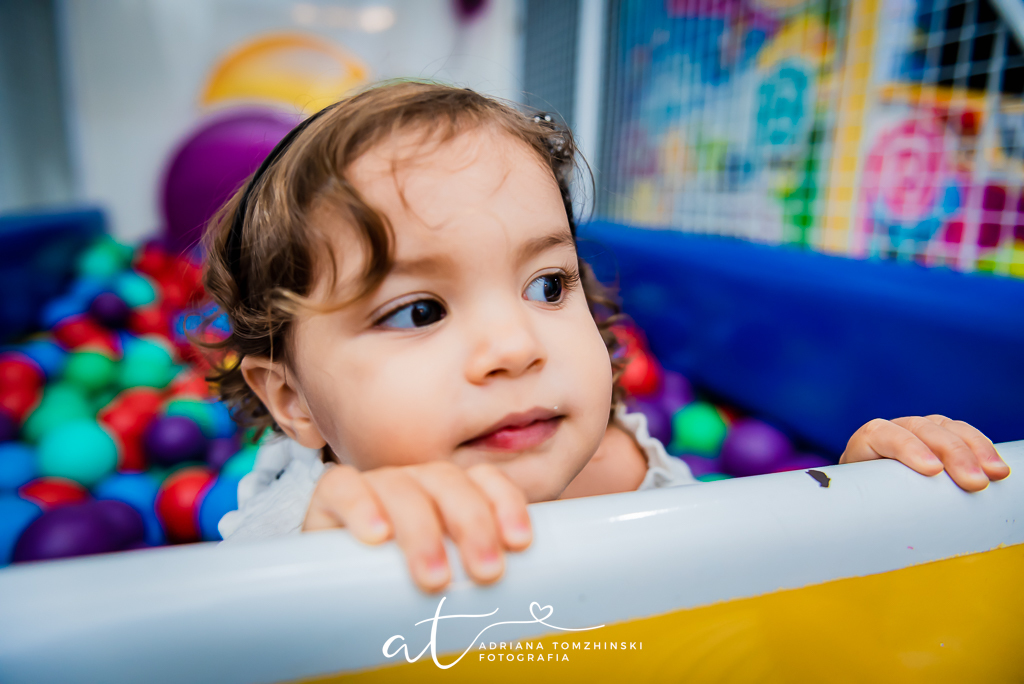 fotografia-festa-infantil-rj, fotografia-de-familia, adriana-tomzhinski-fotografia, foto-aniversario-infantil, fotografo-aniversario-infantil, casa-de-festas-imaginarte-copacabana, tema-minnie-rosa