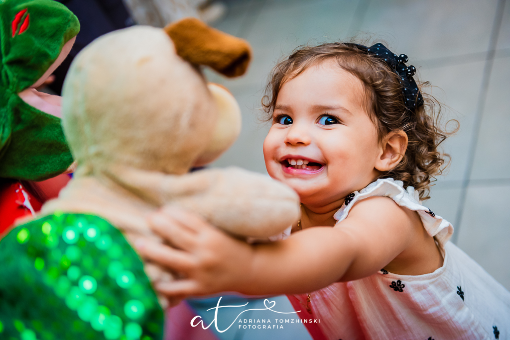 fotografia-festa-infantil-rj, fotografia-de-familia, adriana-tomzhinski-fotografia, foto-aniversario-infantil, fotografo-aniversario-infantil, casa-de-festas-imaginarte-copacabana, tema-minnie-rosa