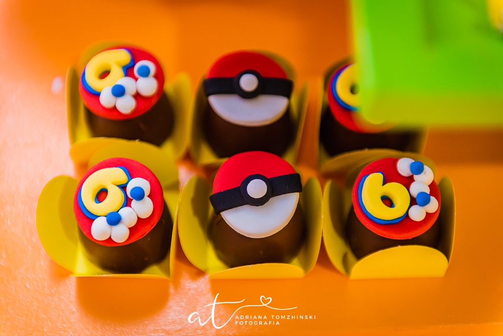 fotografia-festa-infantil-rj, fotografia-de-familia, adriana-tomzhinski-fotografia, foto-aniversario-infantil, fotografo-aniversario-infantil, casa-de-festas-folia-encantada-barra-da-tijuca, tema-pokemon