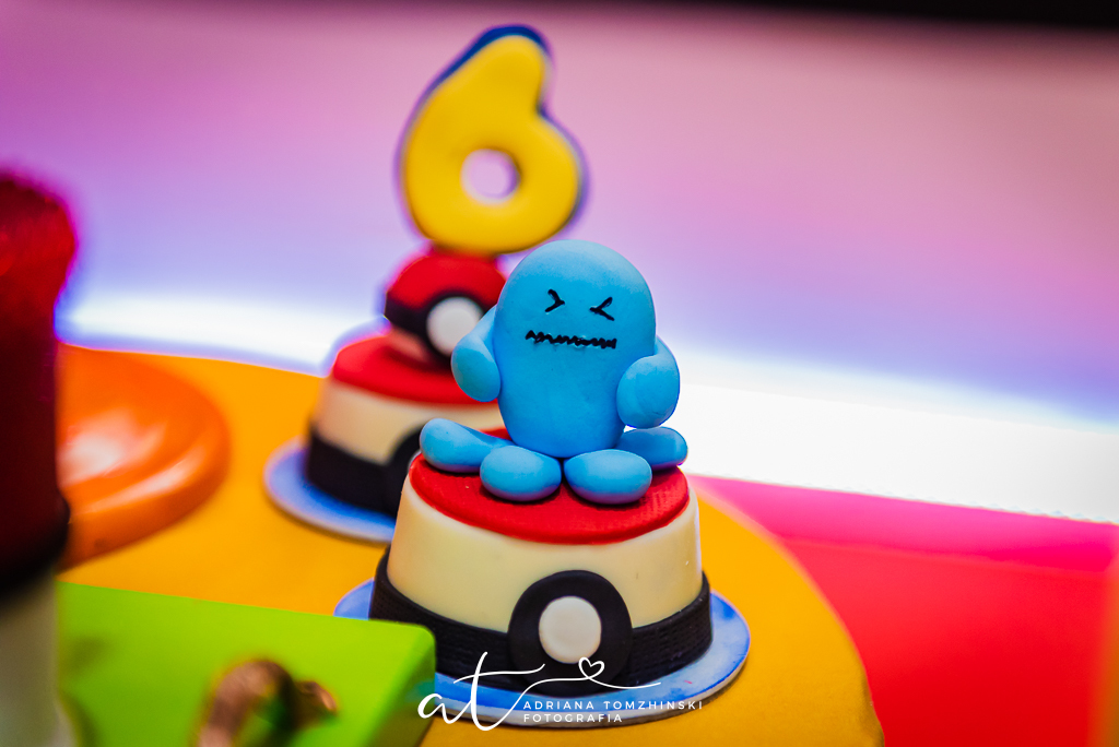 fotografia-festa-infantil-rj, fotografia-de-familia, adriana-tomzhinski-fotografia, foto-aniversario-infantil, fotografo-aniversario-infantil, casa-de-festas-folia-encantada-barra-da-tijuca, tema-pokemon