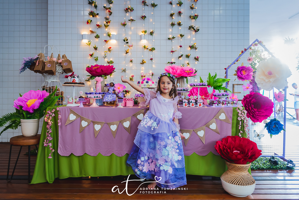 fotografia-festa-infantil-rj, fotografia-de-familia, adriana-tomzhinski-fotografia, foto-aniversario-infantil, fotografo-aniversario-infantil, festa-no-play, tema-encanto